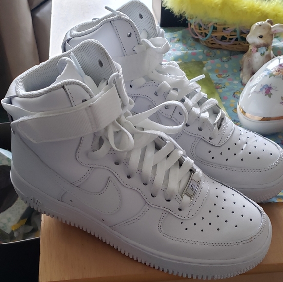air force ones high tops womens